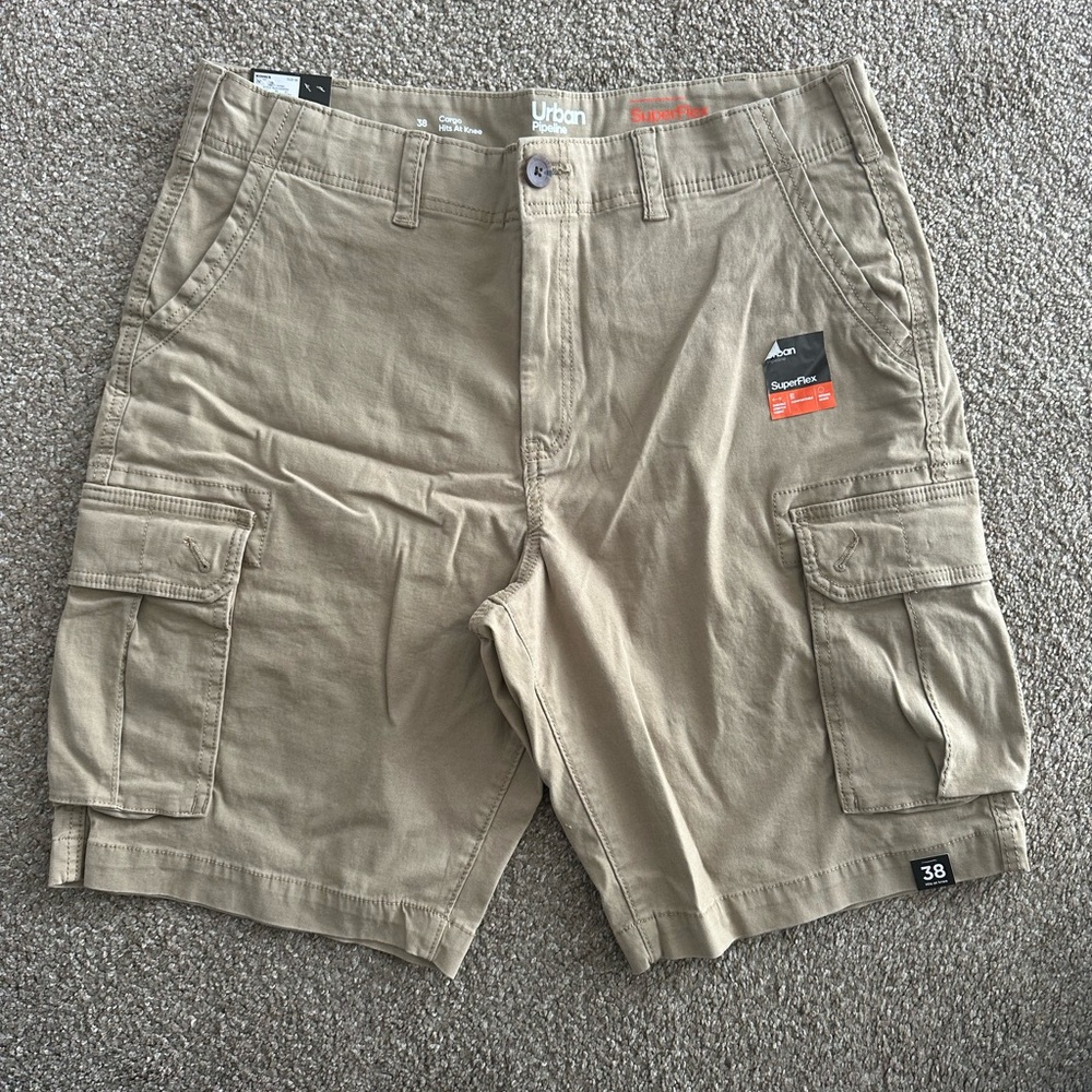 🆕 Cargo Shorts size 38